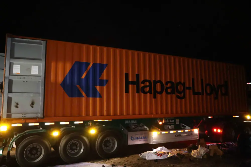 20ft Charcoal Container Loading